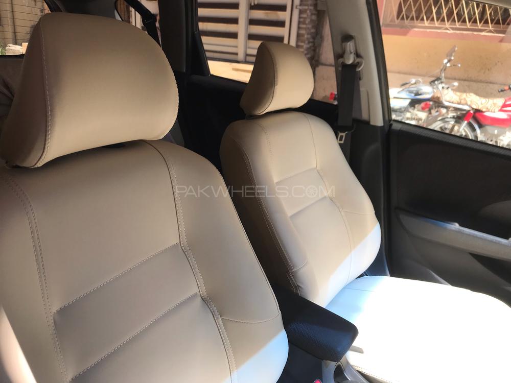 Honda Fit 2013 for Sale in Hyderabad Honda Fit 2013 for Sale in Hyderabad Image-7