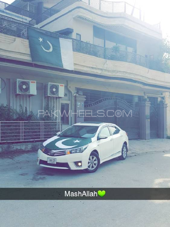 Toyota Corolla - 2015 Grande Toyota Corolla - 2015 Grande Image-3