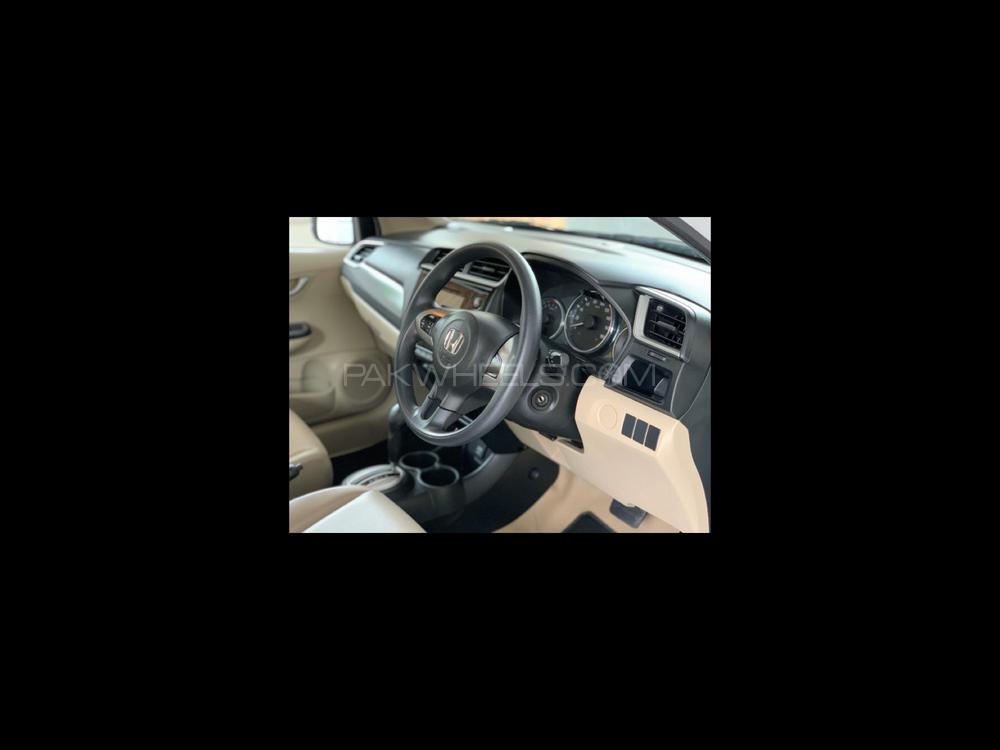 Honda BR-V 2017 for Sale in Lahore Honda BR-V 2017 for Sale in Lahore Image-4