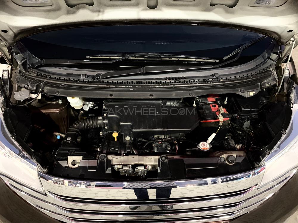 Nissan Dayz Highway Star 2015 for Sale in Sialkot Nissan Dayz Highway Star 2015 for Sale in Sialkot Image-7