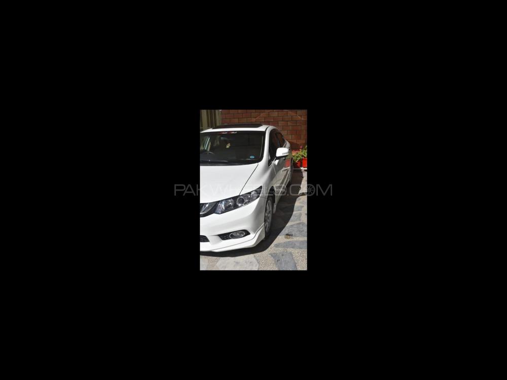 Honda Civic 2016 for Sale in Abbottabad Honda Civic 2016 for Sale in Abbottabad Image-2