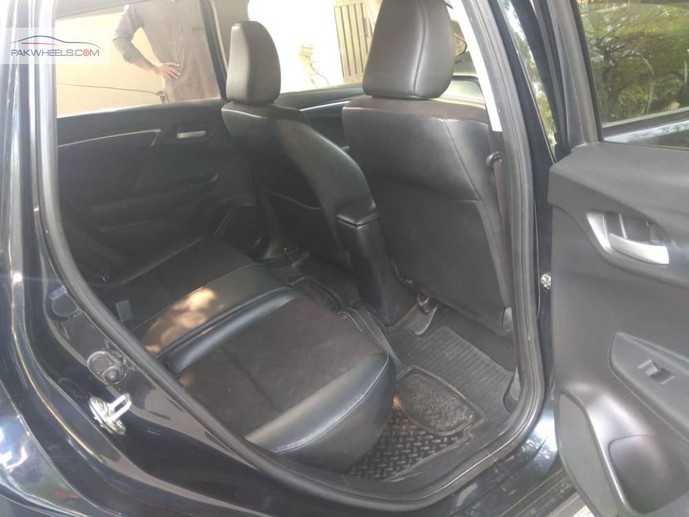 Honda Fit 2015 for Sale in Islamabad Honda Fit 2015 for Sale in Islamabad Image-11