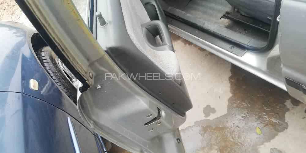 Suzuki Baleno 2000 for Sale in Lahore Suzuki Baleno 2000 for Sale in Lahore Image-9