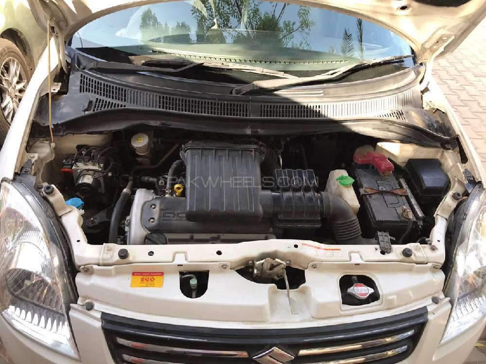 Suzuki Swift 2015 for Sale in Karachi Suzuki Swift 2015 for Sale in Karachi Image-13