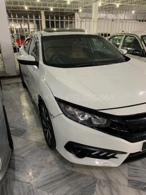 Honda Civic 2017 for Sale in Peshawar Honda Civic 2017 for Sale in Peshawar Image-9
