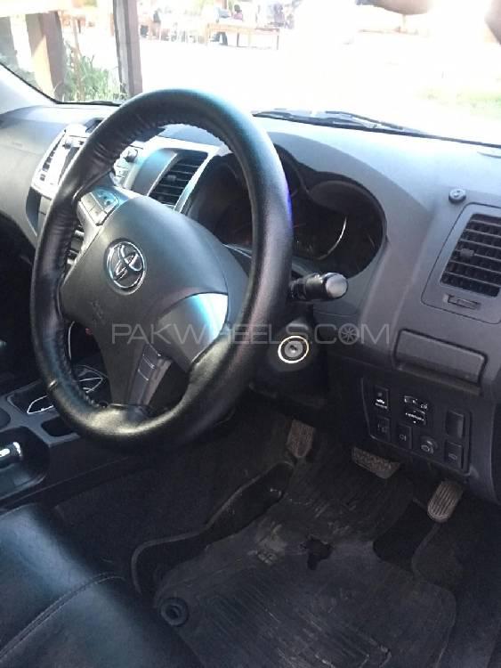 ٹویوٹا ہائیلکس 2014 for Sale in منڈی بہاؤ الدین ٹویوٹا ہائیلکس 2014 for Sale in منڈی بہاؤ الدین Image-3