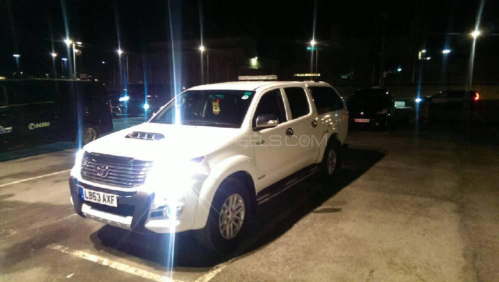 ٹویوٹا ہائیلکس 2014 for Sale in منڈی بہاؤ الدین ٹویوٹا ہائیلکس 2014 for Sale in منڈی بہاؤ الدین Image-10
