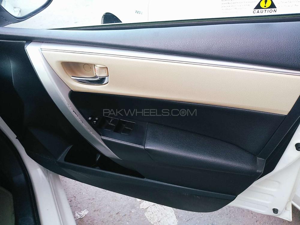 Toyota Corolla 2017 for Sale in Rawalpindi Toyota Corolla 2017 for Sale in Rawalpindi Image-11