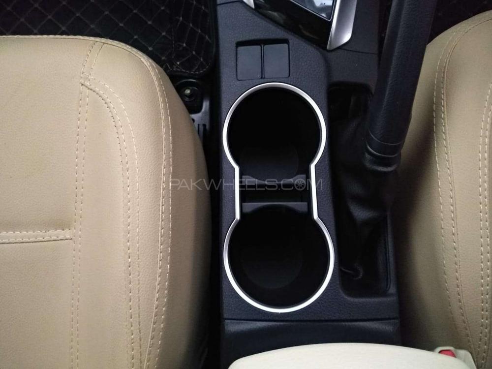 Toyota Corolla 2019 for Sale in Karachi Toyota Corolla 2019 for Sale in Karachi Image-6