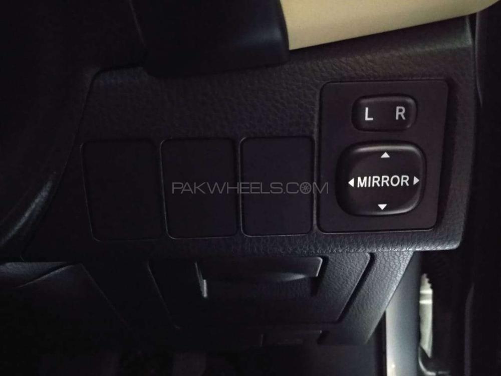 Toyota Corolla 2019 for Sale in Karachi Toyota Corolla 2019 for Sale in Karachi Image-8