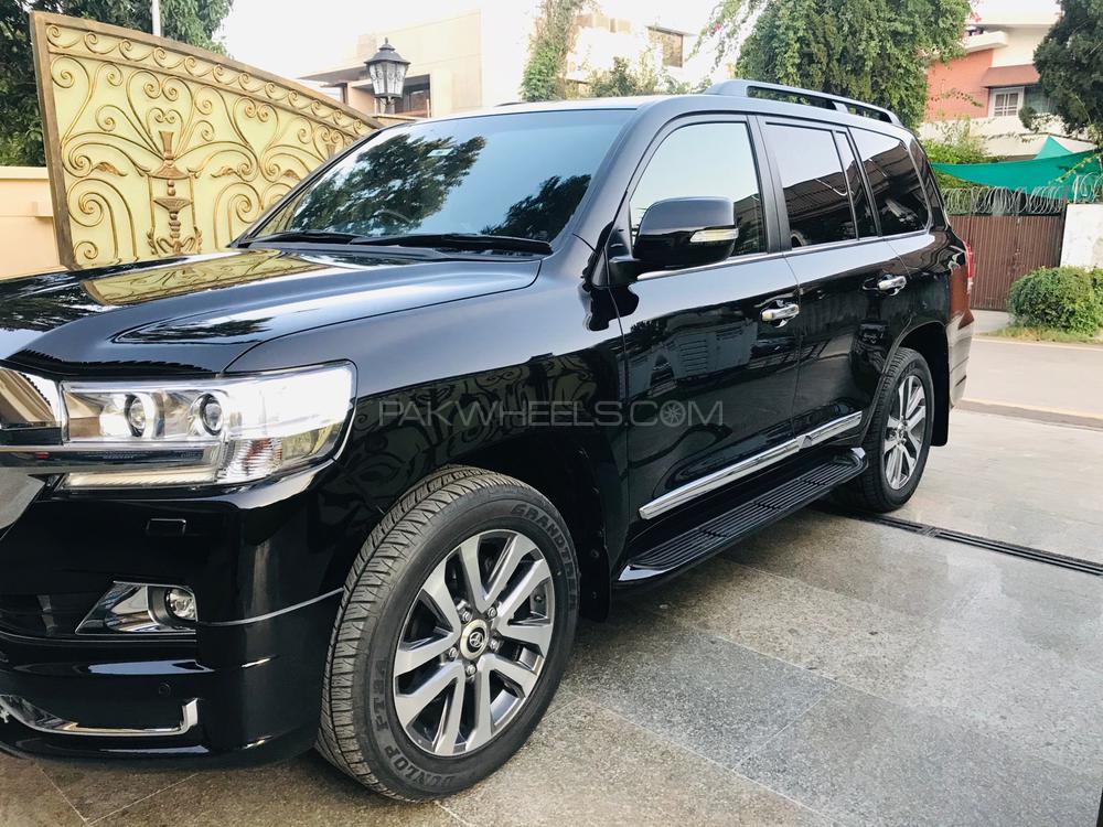 Toyota Land Cruiser 2017 for Sale in Islamabad Toyota Land Cruiser 2017 for Sale in Islamabad Image-12