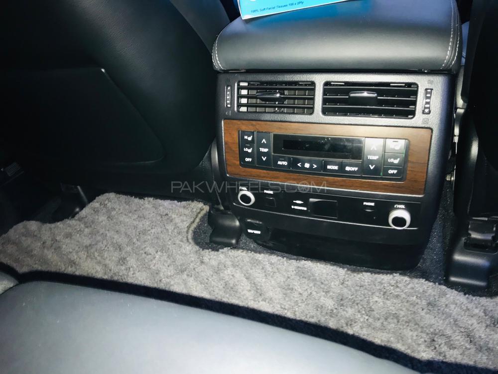 Toyota Land Cruiser 2017 for Sale in Islamabad Toyota Land Cruiser 2017 for Sale in Islamabad Image-17