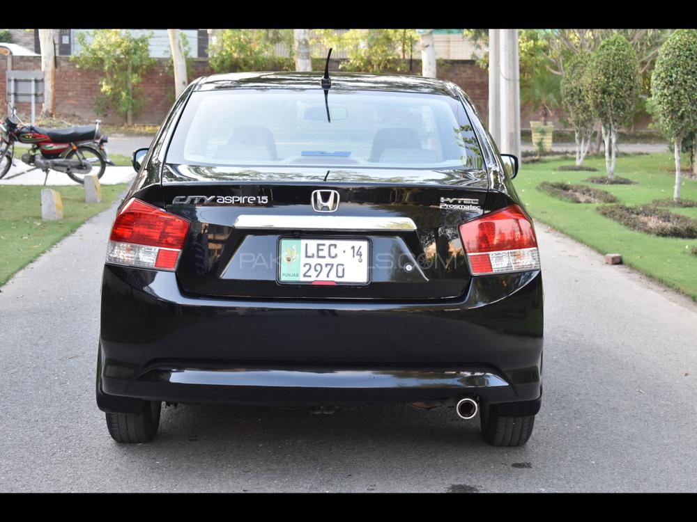 Honda City 2014 for Sale in Lahore Honda City 2014 for Sale in Lahore Image-7