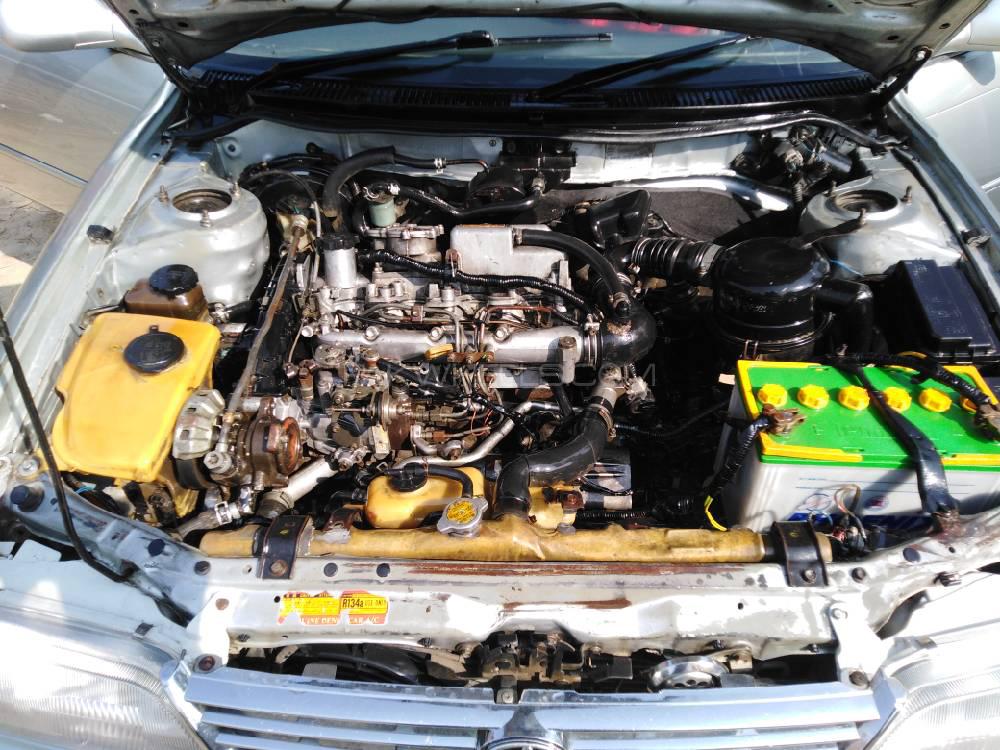 Toyota Corolla 2001 for Sale in Peshawar Toyota Corolla 2001 for Sale in Peshawar Image-12