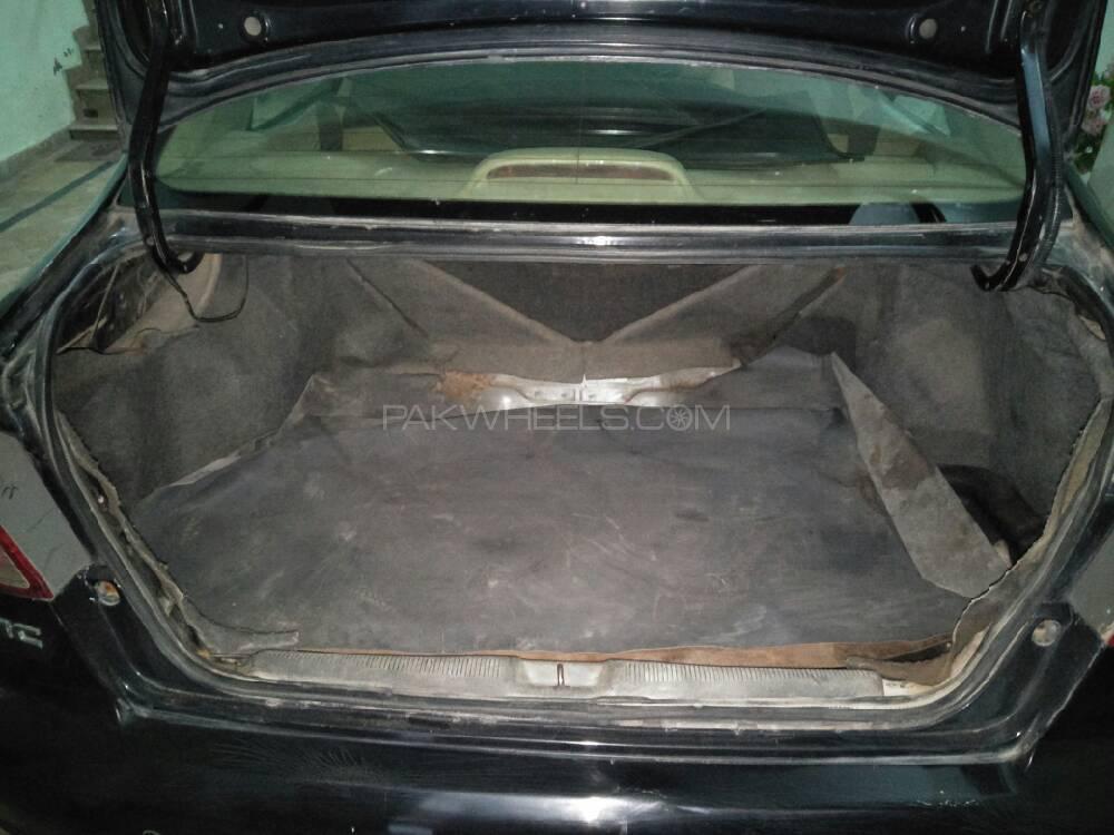 Honda Civic 2005 for Sale in Lahore Honda Civic 2005 for Sale in Lahore Image-8