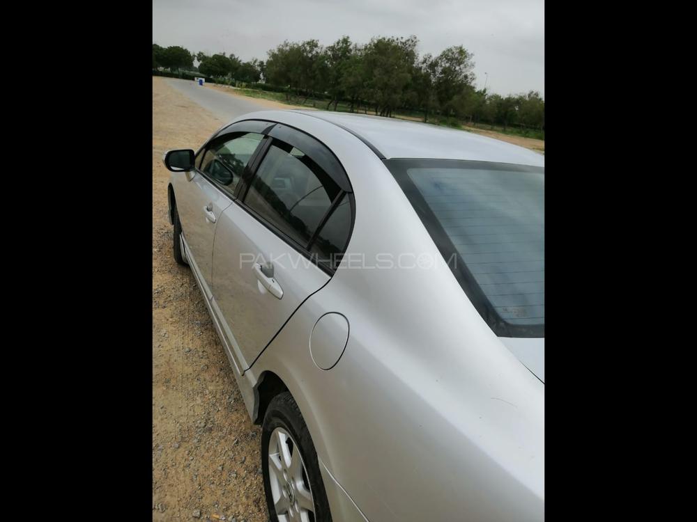 Honda Civic 2011 for Sale in Sahiwal Honda Civic 2011 for Sale in Sahiwal Image-3