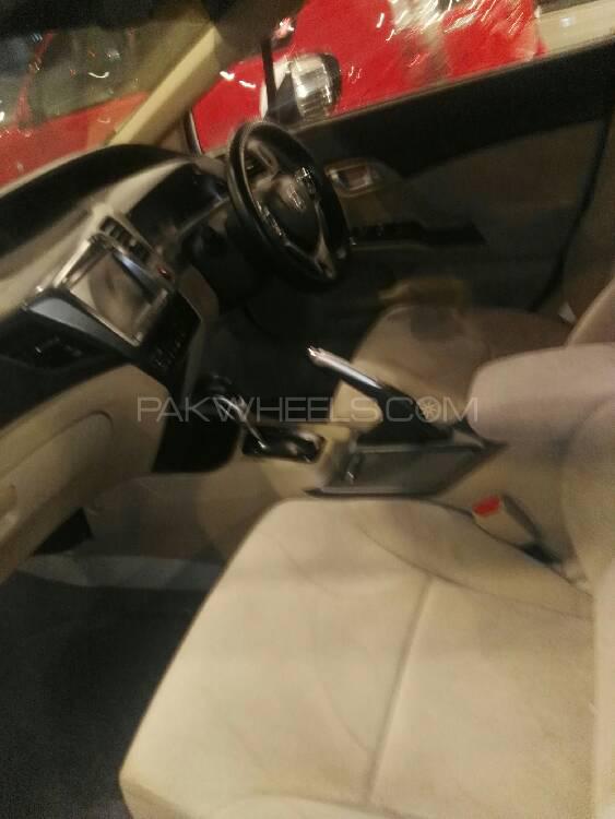 Honda Civic 2013 for Sale in Peshawar Honda Civic 2013 for Sale in Peshawar Image-6