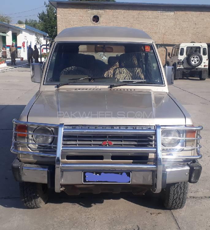 Mitsubishi Pajero 1990 for Sale in Taxila Mitsubishi Pajero 1990 for Sale in Taxila Image-3