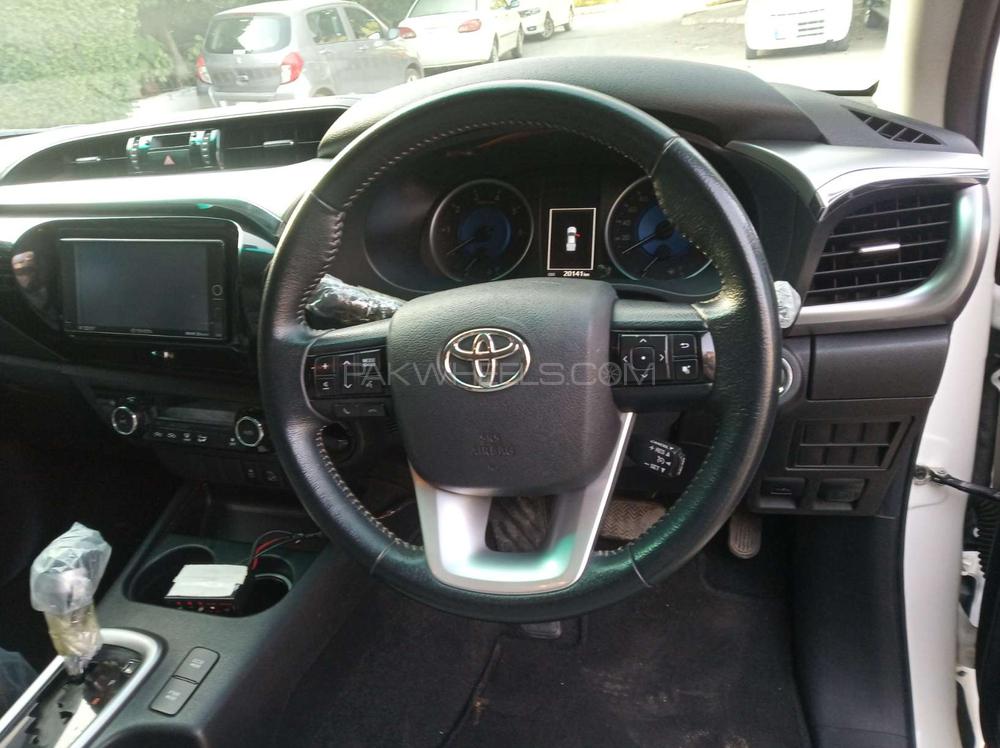 Toyota Hilux 2018 for Sale in Islamabad Toyota Hilux 2018 for Sale in Islamabad Image-9