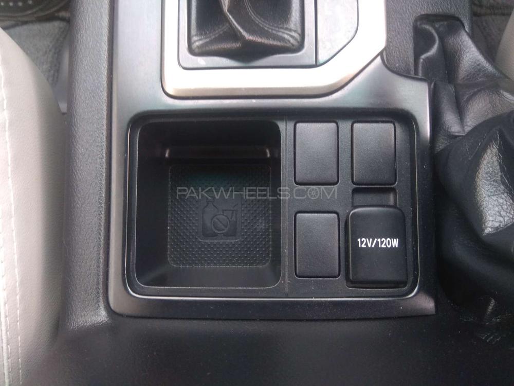 Toyota Prado 2012 for Sale in Karachi Toyota Prado 2012 for Sale in Karachi Image-8