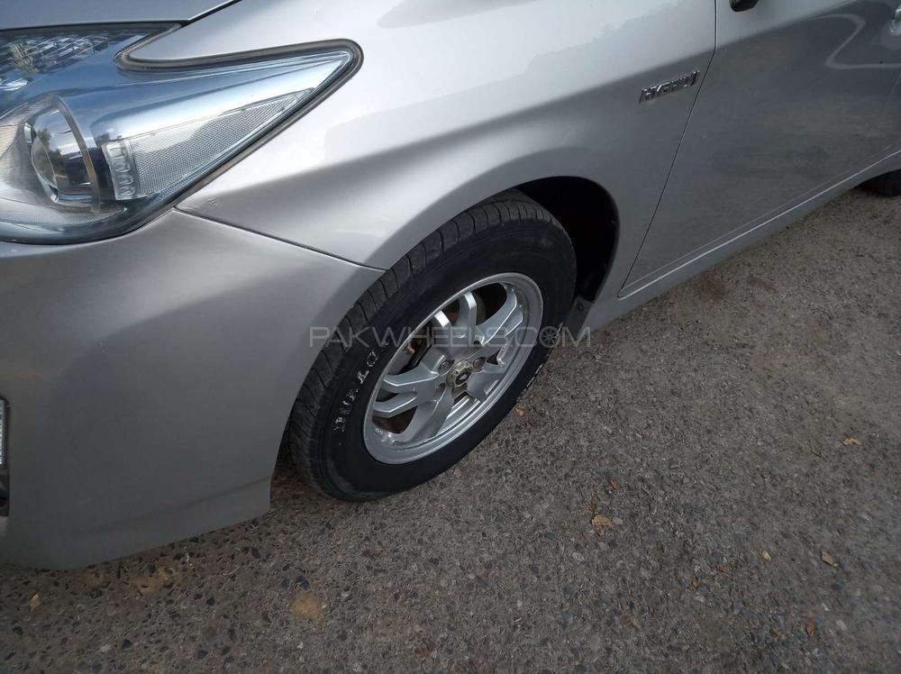 Toyota Prius 2011 for Sale in Islamabad Toyota Prius 2011 for Sale in Islamabad Image-5