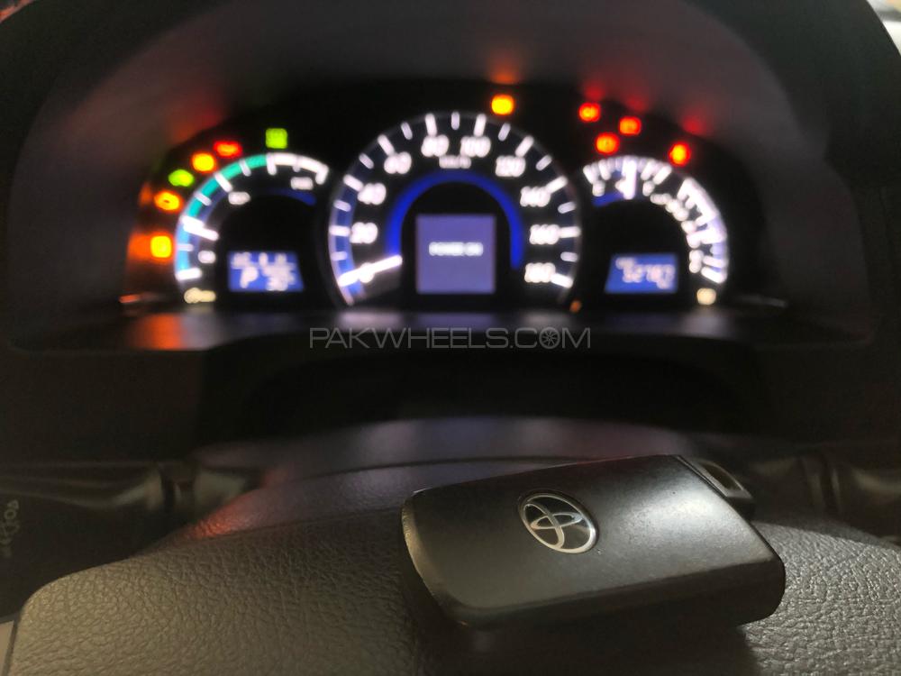 Toyota Camry 2011 for Sale in Lahore Toyota Camry 2011 for Sale in Lahore Image-5