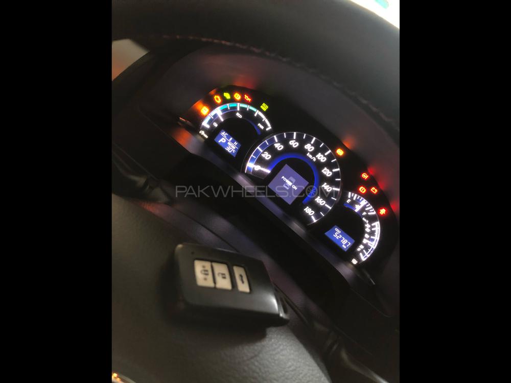 Toyota Camry 2011 for Sale in Lahore Toyota Camry 2011 for Sale in Lahore Image-18