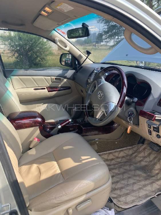 Toyota Hilux 2012 for Sale in Multan Toyota Hilux 2012 for Sale in Multan Image-4