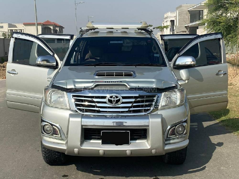 Toyota Hilux 2012 for Sale in Multan Toyota Hilux 2012 for Sale in Multan Image-3