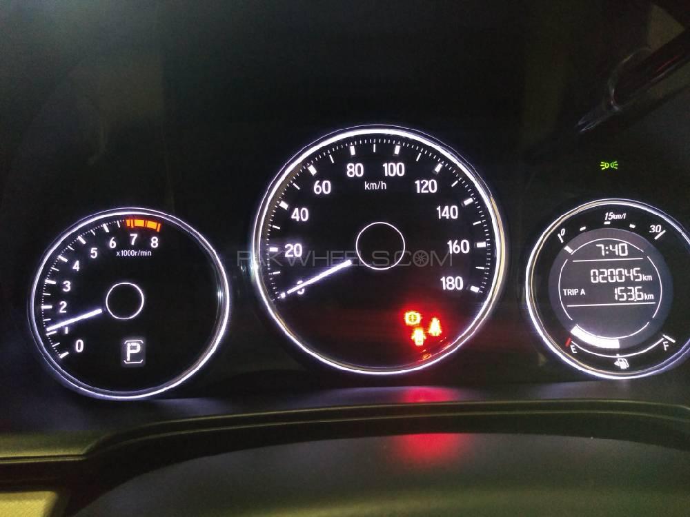 Honda BR-V 2017 for Sale in Karachi Honda BR-V 2017 for Sale in Karachi Image-9