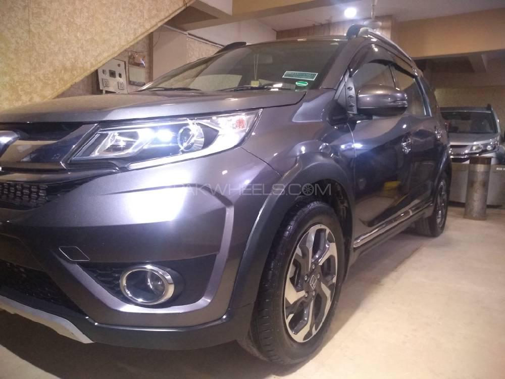 Honda BR-V 2017 for Sale in Karachi Honda BR-V 2017 for Sale in Karachi Image-3