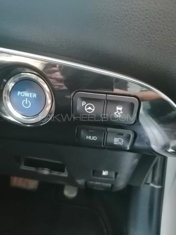 Toyota Prius 2016 for Sale in Lahore Toyota Prius 2016 for Sale in Lahore Image-11
