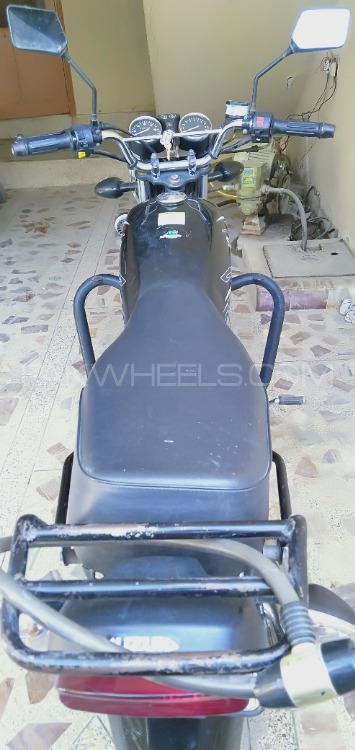 Suzuki GS 150 SE 2017 for Sale Suzuki GS 150 SE 2017 for Sale Image-2