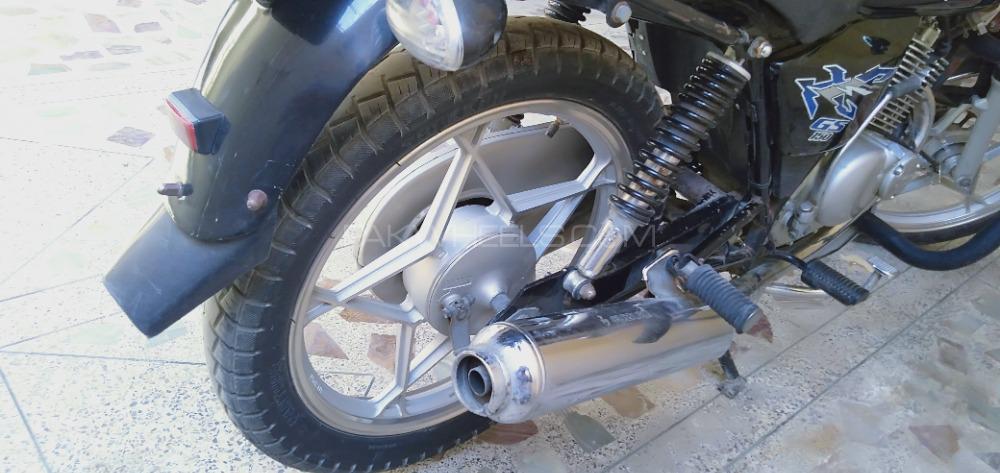 Suzuki GS 150 SE 2017 for Sale Suzuki GS 150 SE 2017 for Sale Image-3