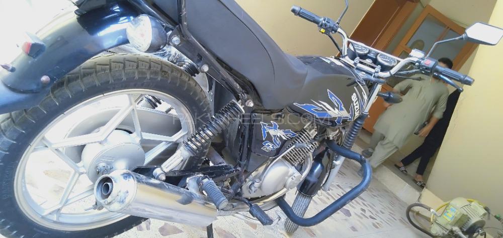 Suzuki GS 150 SE 2017 for Sale Suzuki GS 150 SE 2017 for Sale Image-12