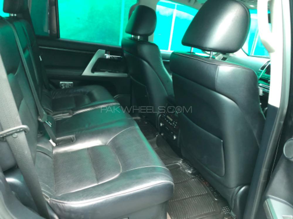 Toyota Land Cruiser 2012 for Sale in Lahore Toyota Land Cruiser 2012 for Sale in Lahore Image-15