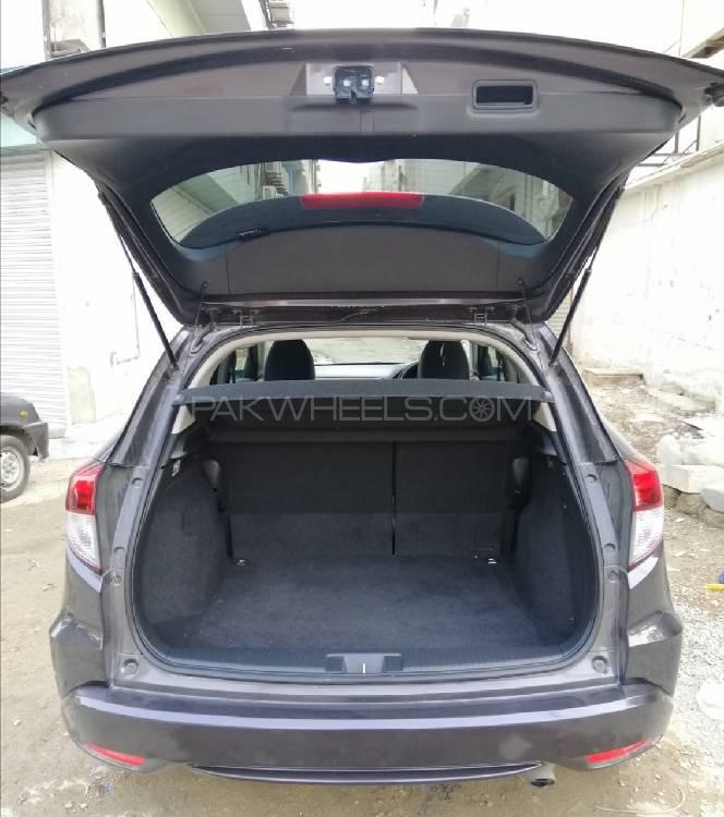 Honda Vezel 2014 for Sale in Karachi Honda Vezel 2014 for Sale in Karachi Image-6