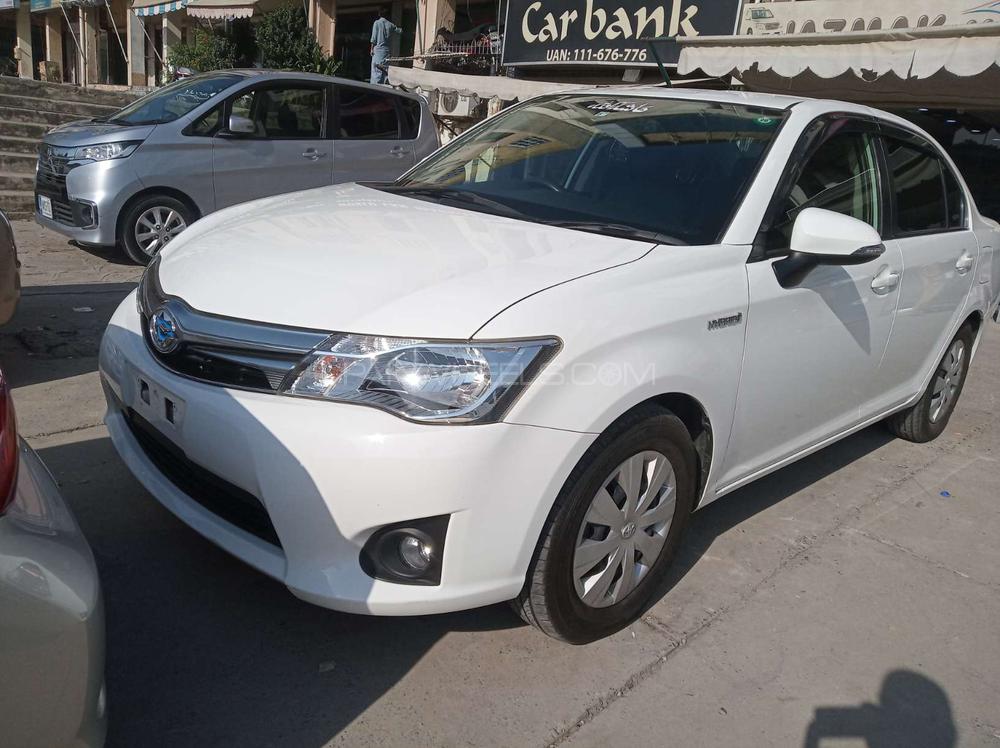 Toyota Corolla Axio 2014 for Sale in Islamabad Toyota Corolla Axio 2014 for Sale in Islamabad Image-2