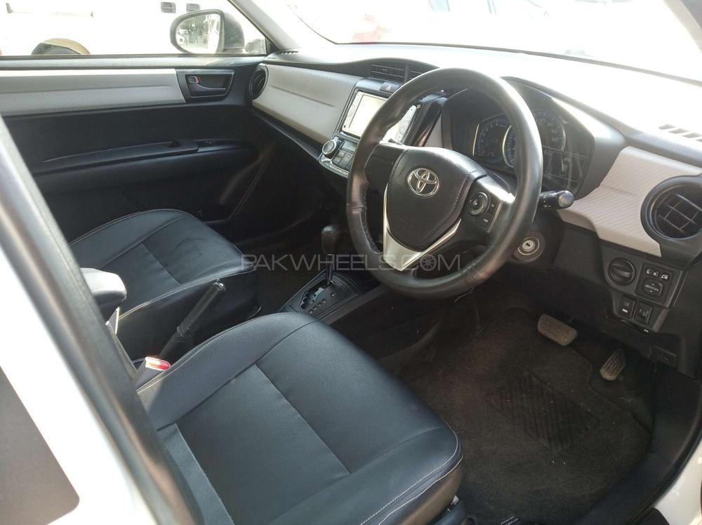 Toyota Corolla Axio 2014 for Sale in Islamabad Toyota Corolla Axio 2014 for Sale in Islamabad Image-8