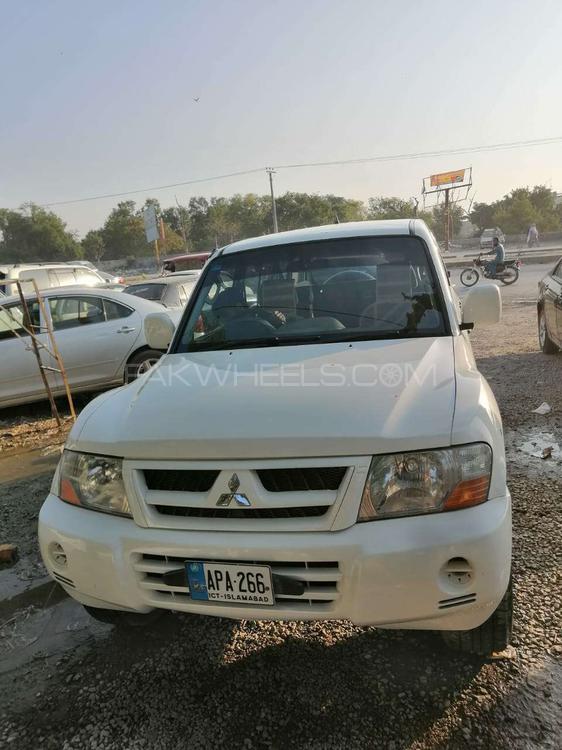 Mitsubishi Pajero 2005 for Sale in Rawalpindi Mitsubishi Pajero 2005 for Sale in Rawalpindi Image-2