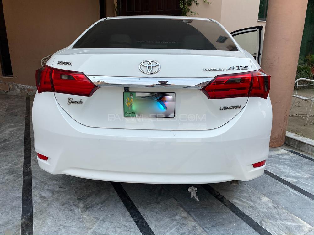 Toyota Corolla 2014 for Sale in Lahore Toyota Corolla 2014 for Sale in Lahore Image-4