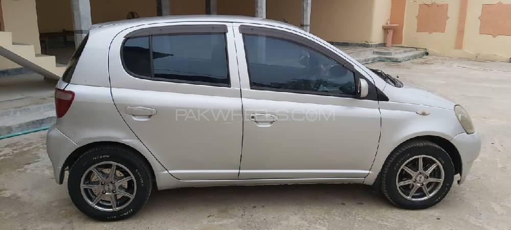 Toyota Vitz 2000 for Sale in Mardan Toyota Vitz 2000 for Sale in Mardan Image-4