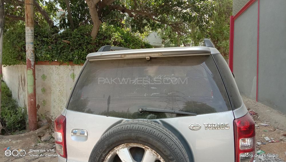 Daihatsu Terios 2011 for Sale in Karachi Image-1