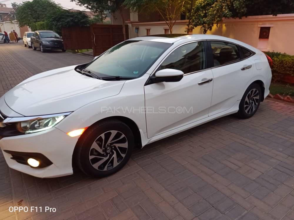 Honda Civic 2017 for Sale in Multan Honda Civic 2017 for Sale in Multan Image-13