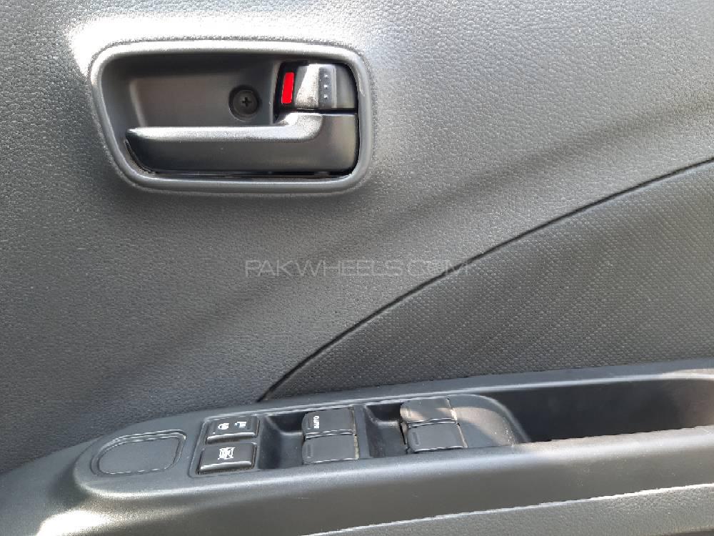 Suzuki Cultus 2017 for Sale in Lahore Suzuki Cultus 2017 for Sale in Lahore Image-5