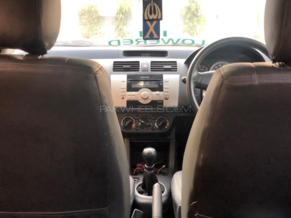 Suzuki Swift 2015 for Sale in Gujranwala Suzuki Swift 2015 for Sale in Gujranwala Image-4