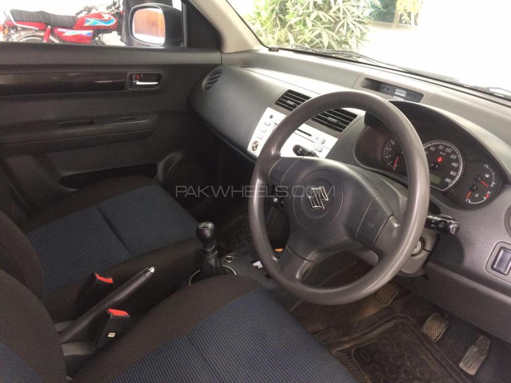 Suzuki Swift 2016 for Sale in Sialkot Suzuki Swift 2016 for Sale in Sialkot Image-15
