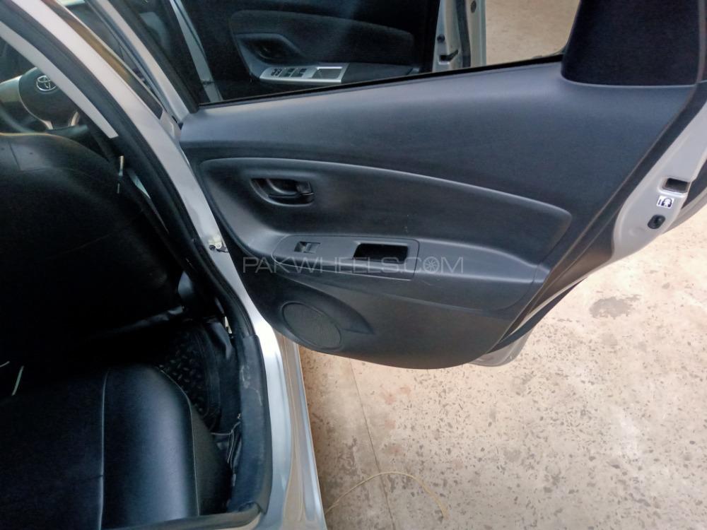 Toyota Vitz 2014 for Sale in Lahore Toyota Vitz 2014 for Sale in Lahore Image-10