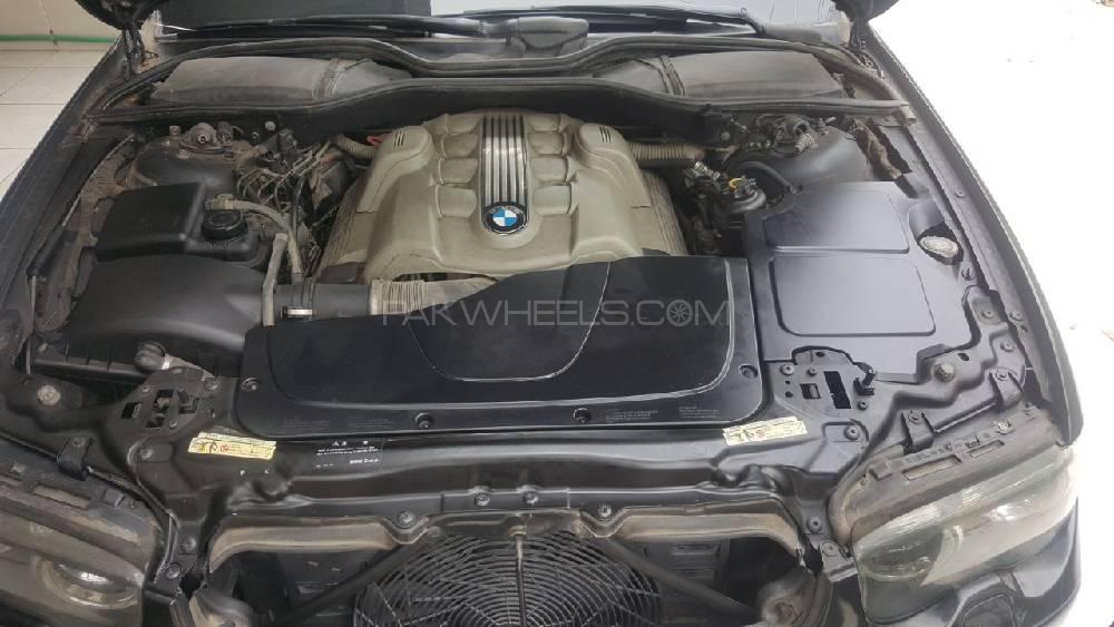 BMW 7 Series 2003 for Sale in Lahore BMW 7 Series 2003 for Sale in Lahore Image-4