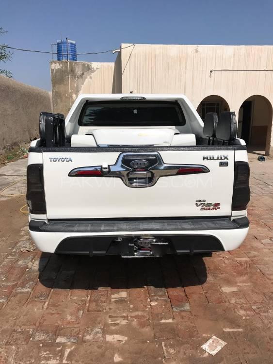 Toyota Hilux 2012 for Sale in Sukkur Toyota Hilux 2012 for Sale in Sukkur Image-5